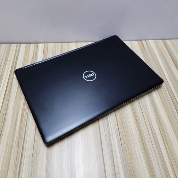 Dell Portable Professionnel I5