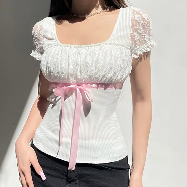 Top en dentelle blanc chic