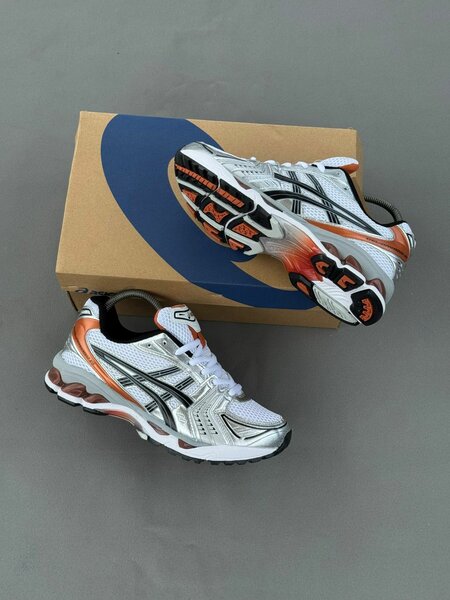 Chaussures de sport légères