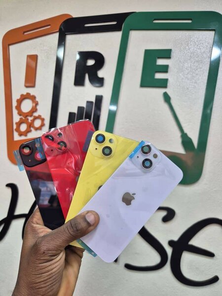 Coques arrière iPhone colorées