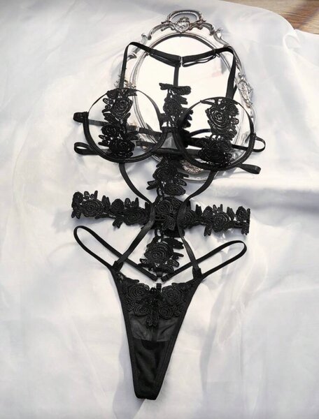 Body en dentelle sexy