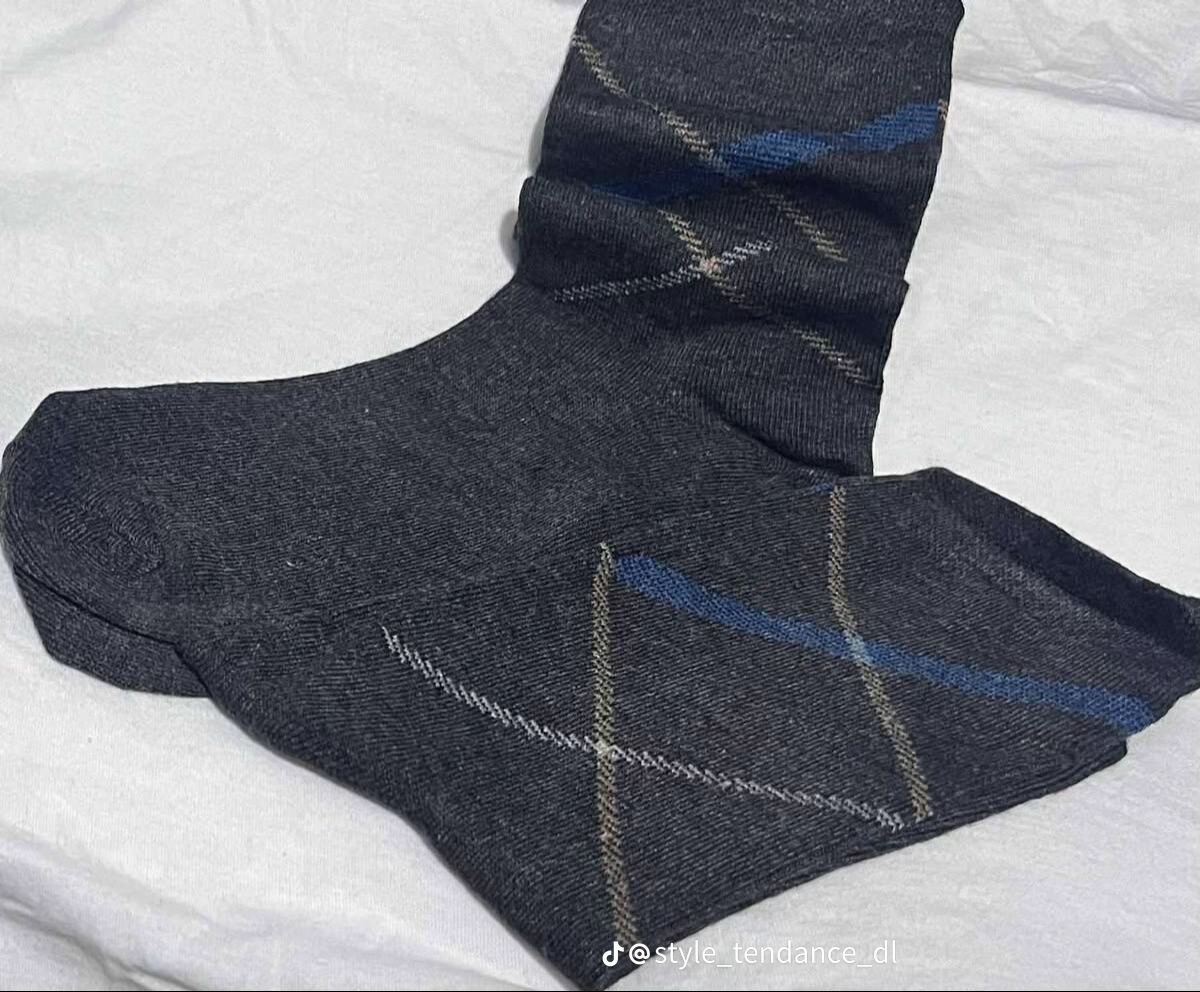 Chaussettes à carreaux élégantes