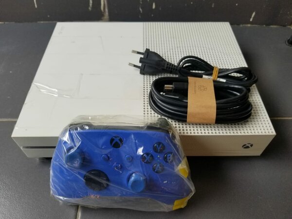 Console Xbox One S 1TB