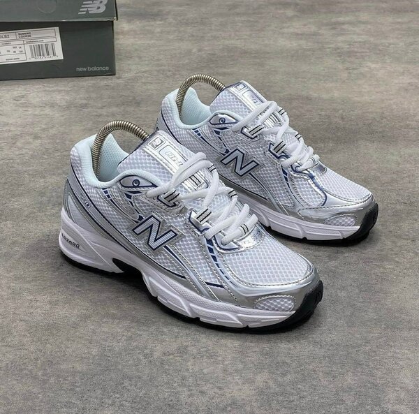 Baskets New Balance 740