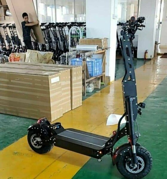 Trottinette électrique tout-terrain