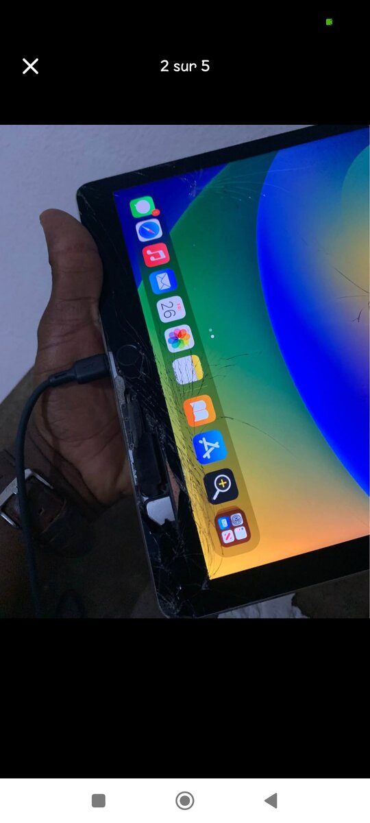 Apple iPad - Tablette tactile