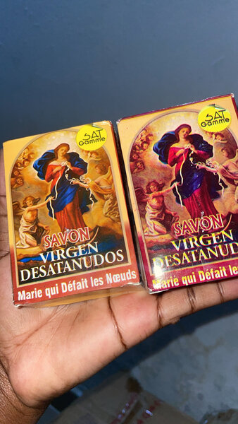 Savon Défait les Noeuds