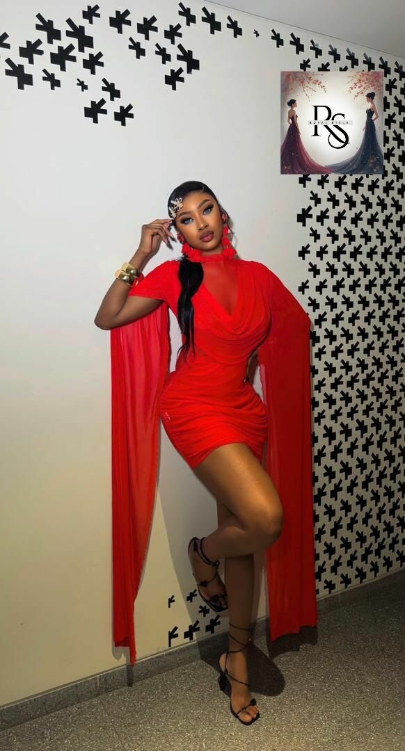 Robe rouge élégante pour femmes