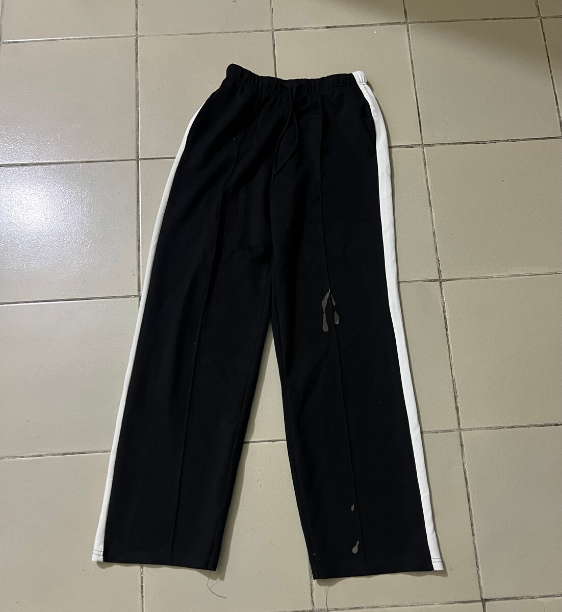 Pantalon joggin noir à bandes