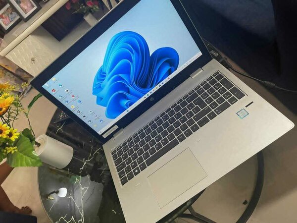 Ordinateur portable HP - Performance et élégance