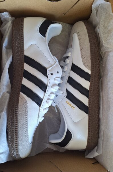 Adidas Samba Sneakers