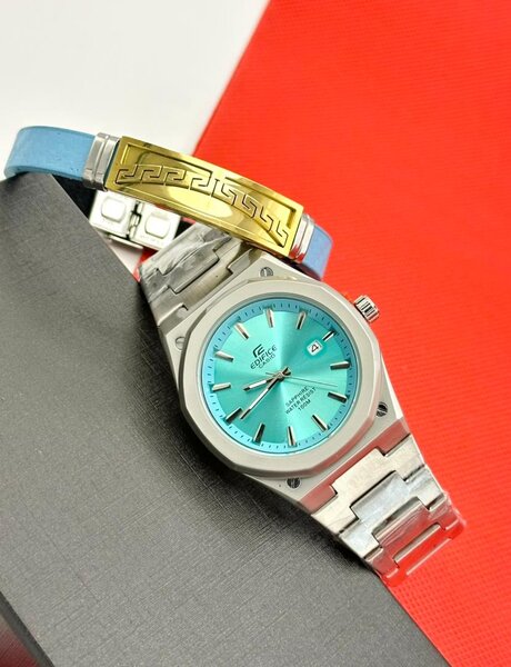 Montre acier élégante homme