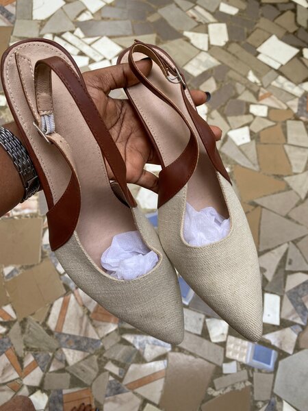 Escarpins élégants à talons hauts