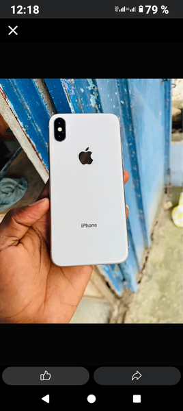 Apple iPhone XR