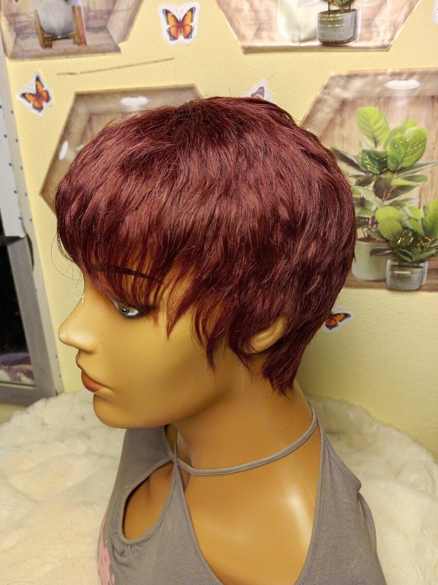 Perruque courte marron foncé