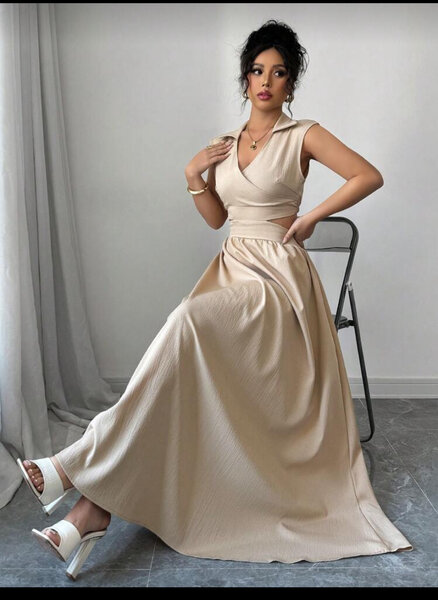 Robe longue sans manches élégante