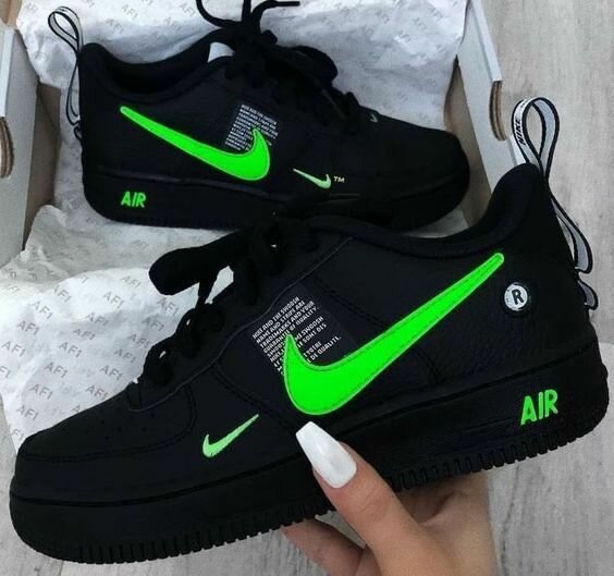 Chaussures Nike Air Force 1 vertes
