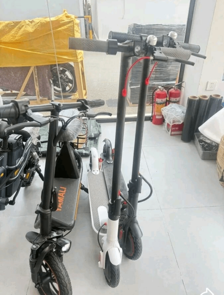 Trottinette électrique pliante