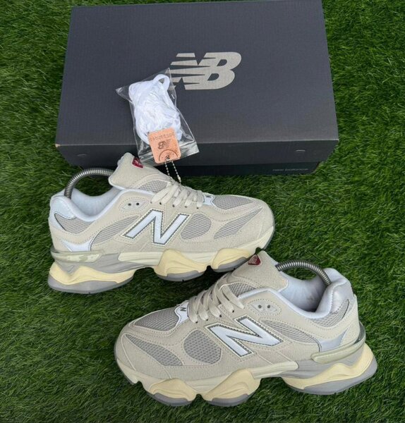 New Balance 9060 Gris & Blanc