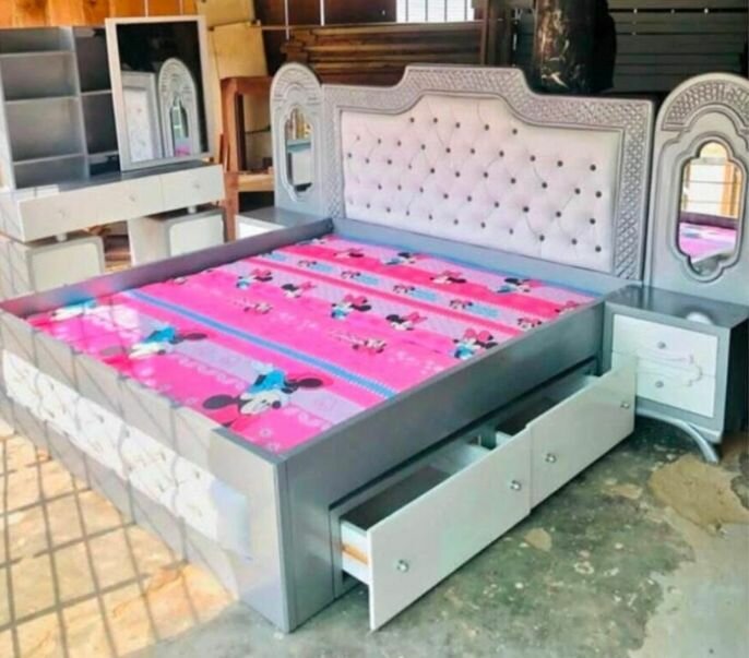 Lit avec rangement intégré