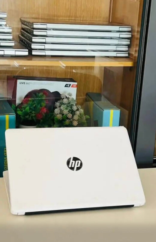 HP Ultrabook 13 pouces puissant