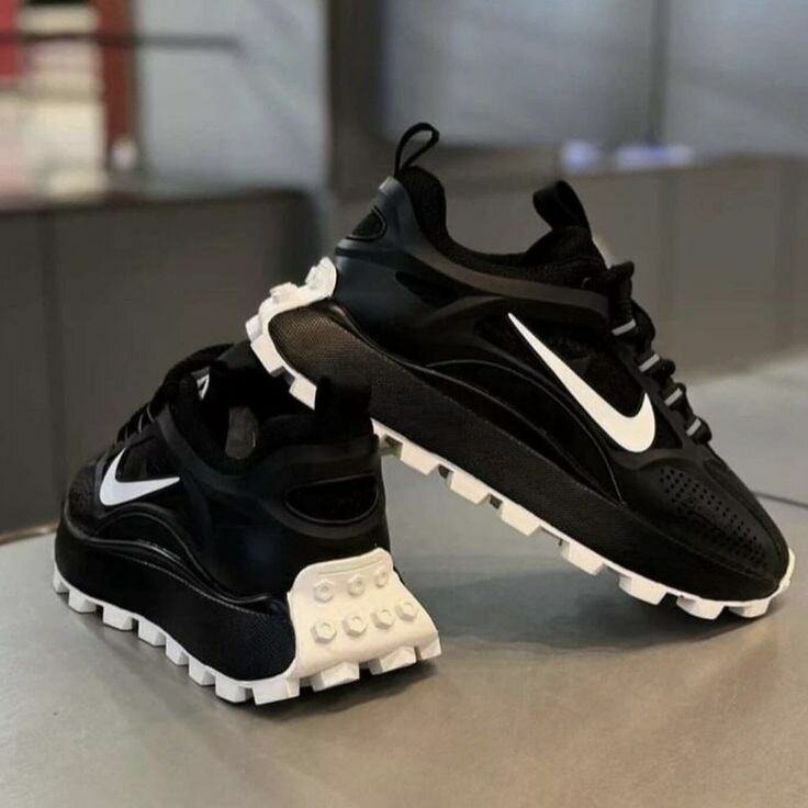 Nike Sneakers Noires