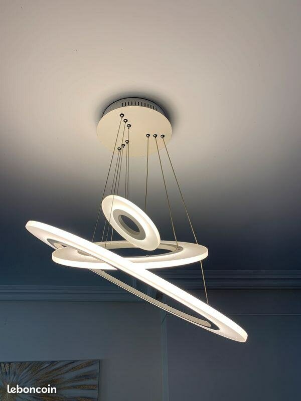 Lustre led 3 anneaux
