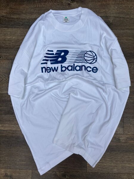 T-shirts imprimés modernes