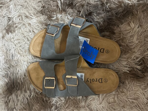 Sandales Confort à Boucles