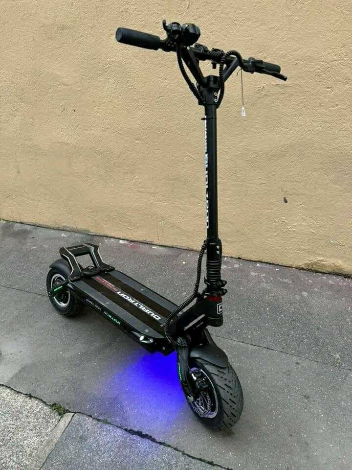 Trottinette électrique tout terrain - Modèle puissant