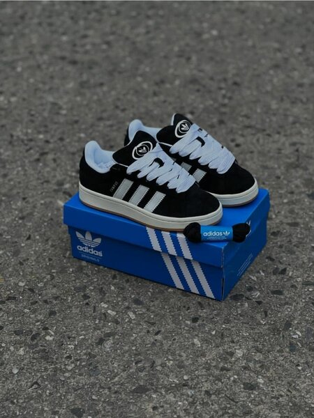 Chaussures Adidas campus