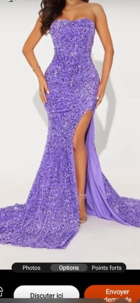 Robe de soirée violette brillante