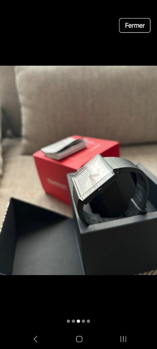 Montre Swatch Homme Carrée