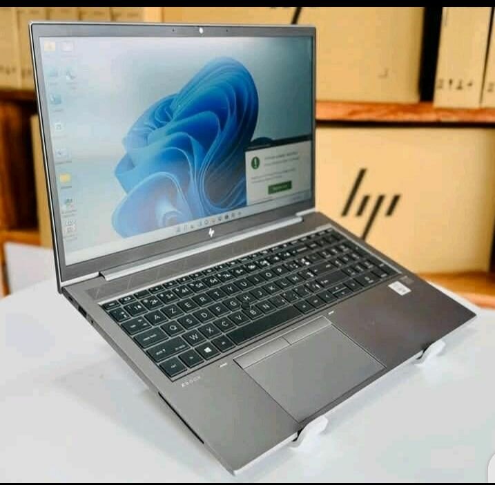 HP EliteBook 840 G8 Notebook