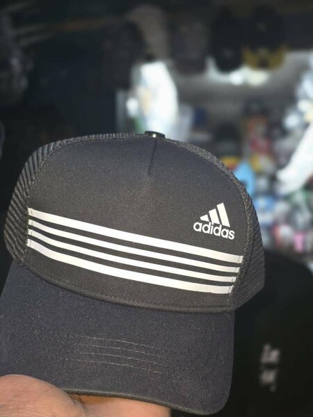 Casquette sport noire Adidas