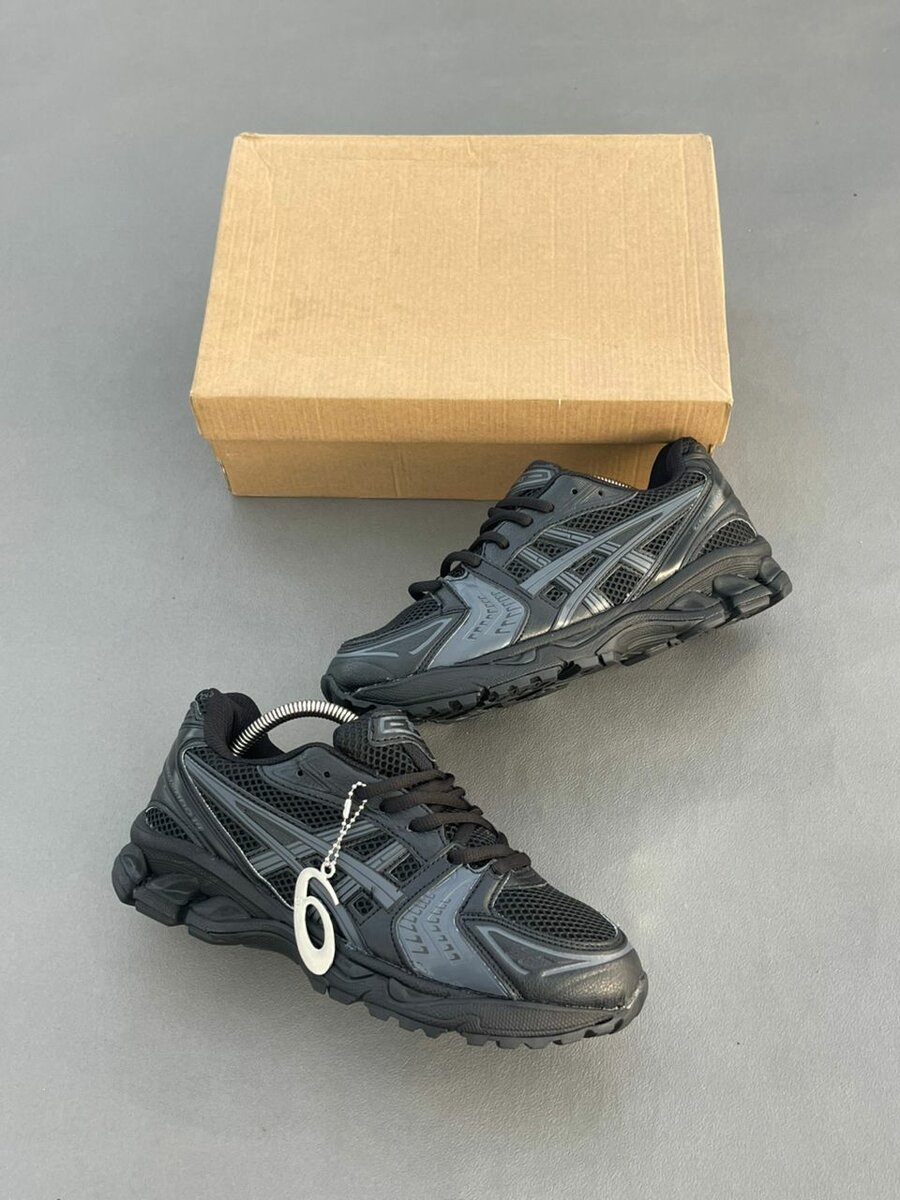 Chaussures de sport noires unisexes