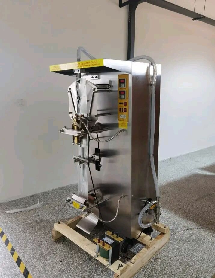 Machine d'emballage de granulés en plastique