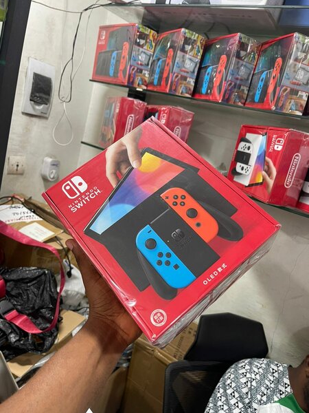 Console Nintendo Switch OLED