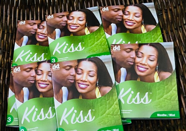 24 préservatifs (8 paquets)