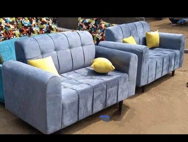 Canapé 3 places gris en tissu velours