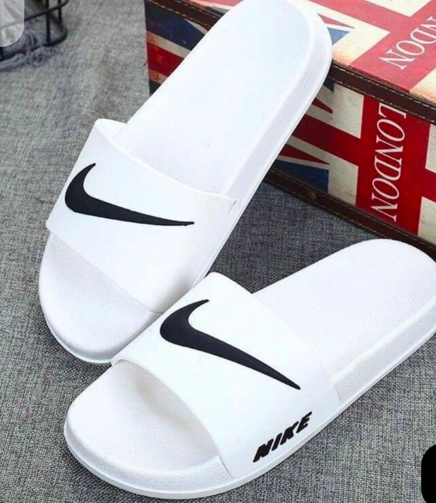 Sandales Nike Benassi blanc