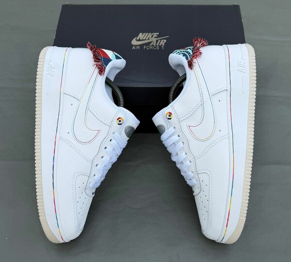 Baskets Nike Air Force 1 blanches