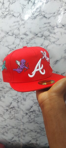 Casquette Baseball Rouge - Patch A et Personnages