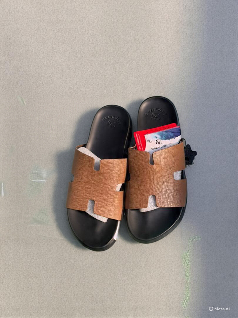 Sandales en cuir unisexes