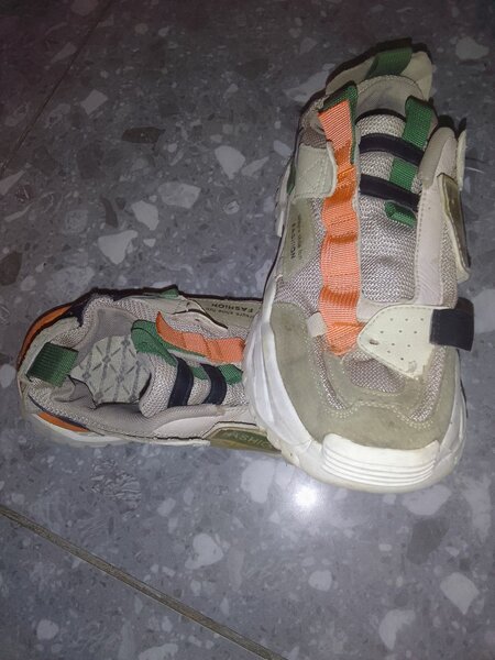 Chaussures de sport tendance