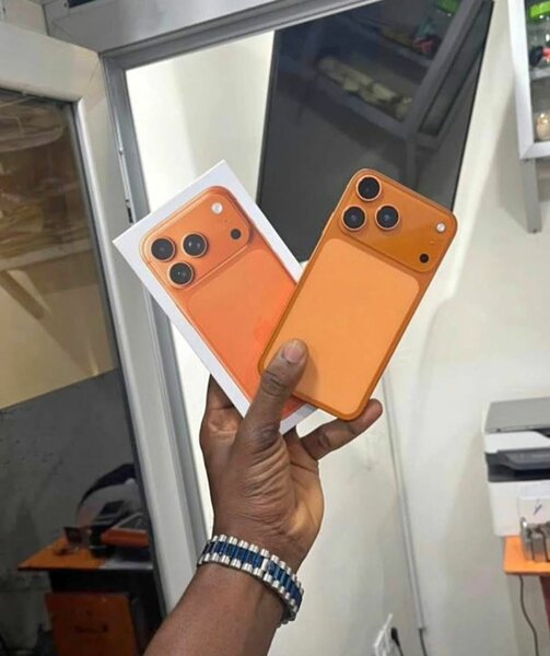 iPhone XR modèle iphone 17 pro