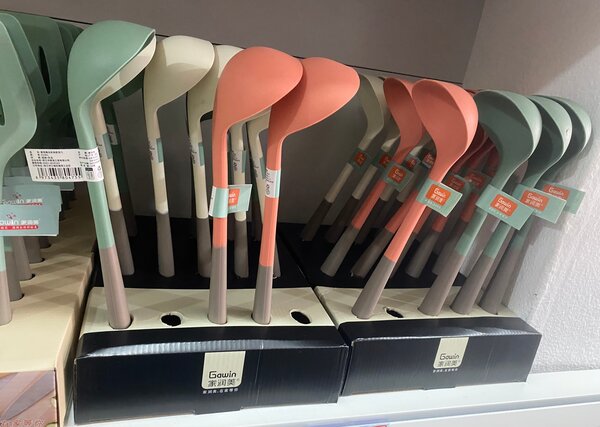 Cuillères en silicone colorées