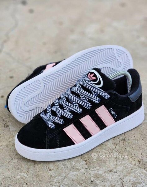 Baskets noires et roses