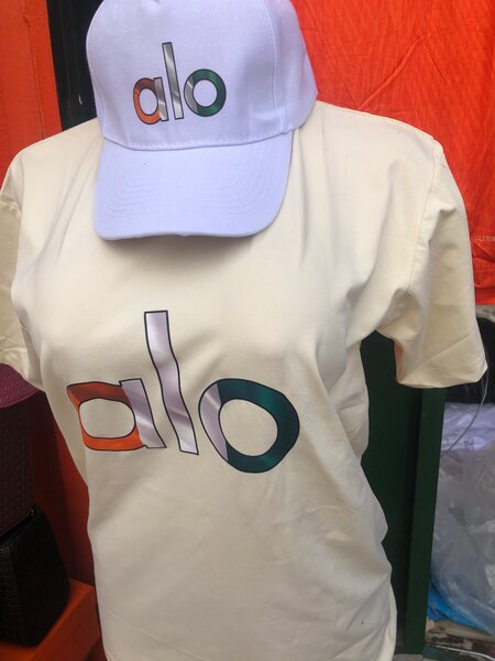 Casquette et T-shirt "alo"