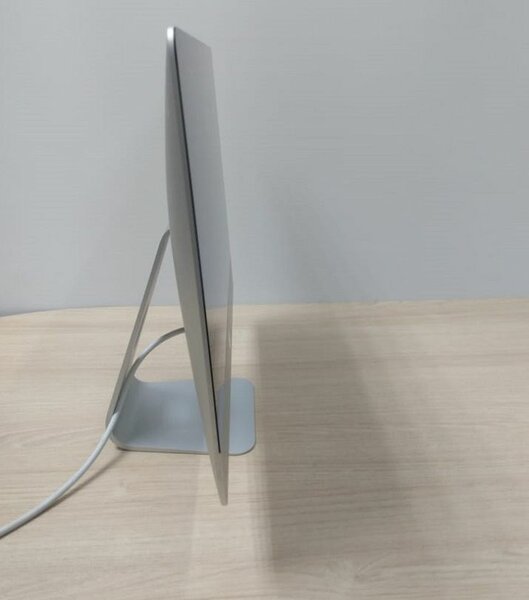 iMac 21.5 pouces tout-en-un